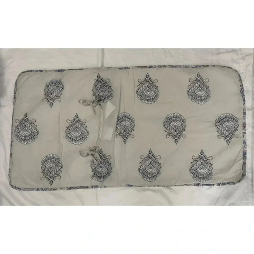 Rachel Ashwell Quilted Pillow Covers Paisley Floral
Blue White Size 21x37 Set - Picture 4 of 10